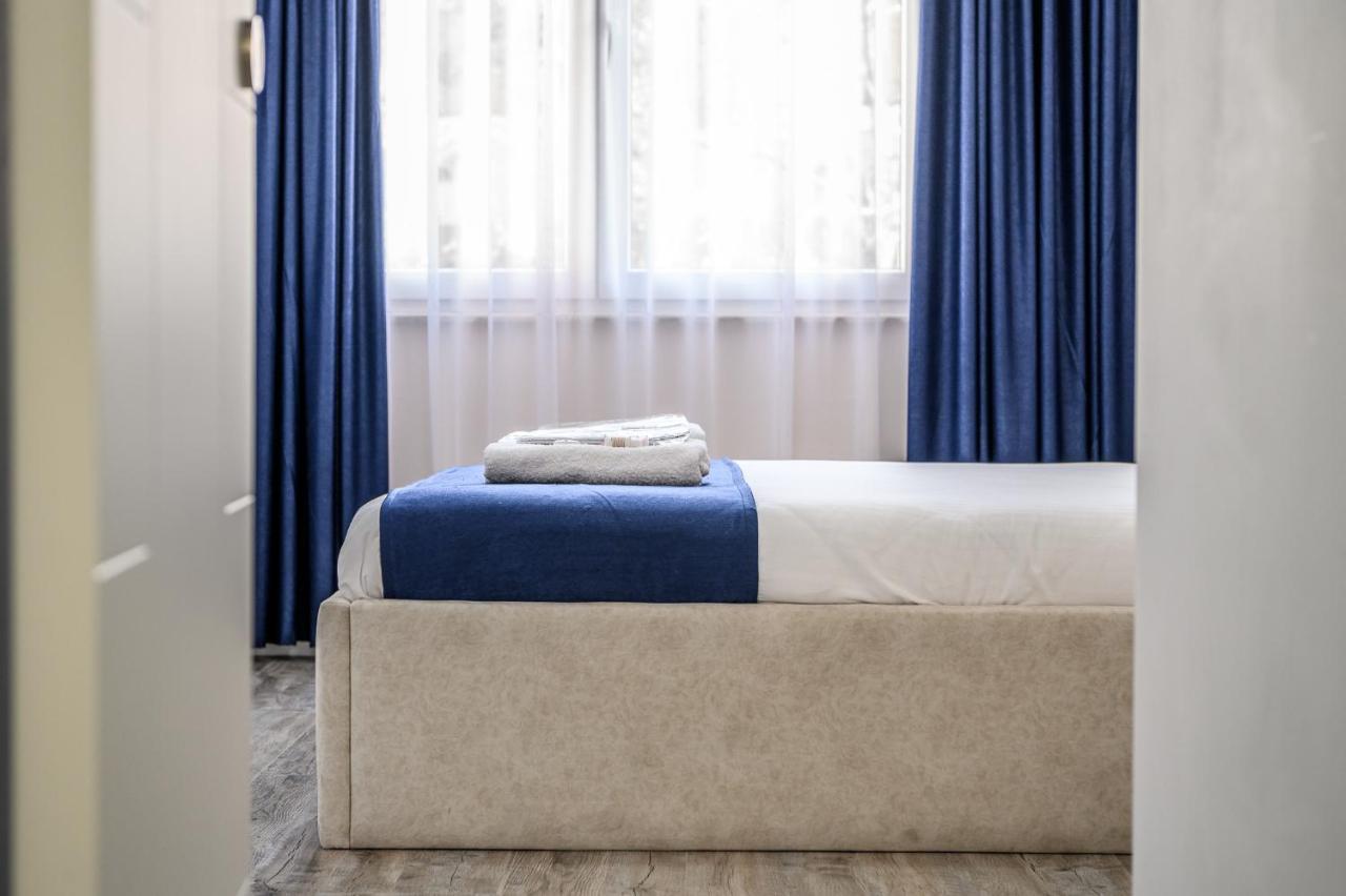 Miku Apartment-Modernly Designed Downtown Tirana Exterior foto