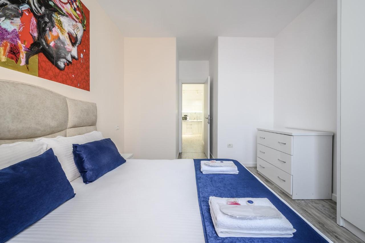 Miku Apartment-Modernly Designed Downtown Tirana Exterior foto